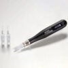 DALTON MP200 este un stilou de microneedling profesional, fără fir, care stimulează regenerarea pielii prin micro-injuri controlate. Cu adâncime ajustabilă și ace sterile, tratează eficient ridurile, cicatricile și hiperpigmentarea, oferind rezultate vizibile și de durată.